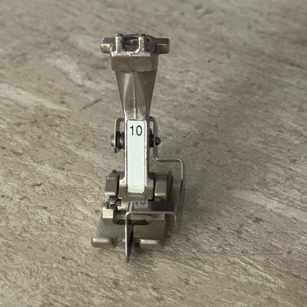 Genuine Bernina #10 Edge Stitch Foot Old Style
